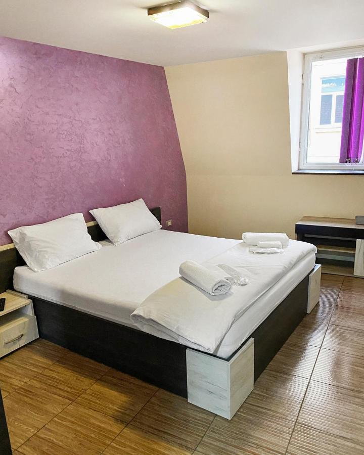 Anthora Hostel Płowdiw Zewnętrze zdjęcie